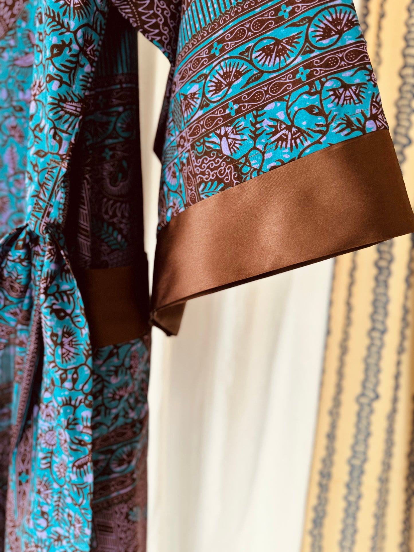 Afrikimo "Morning Glory II" - Brown Satin