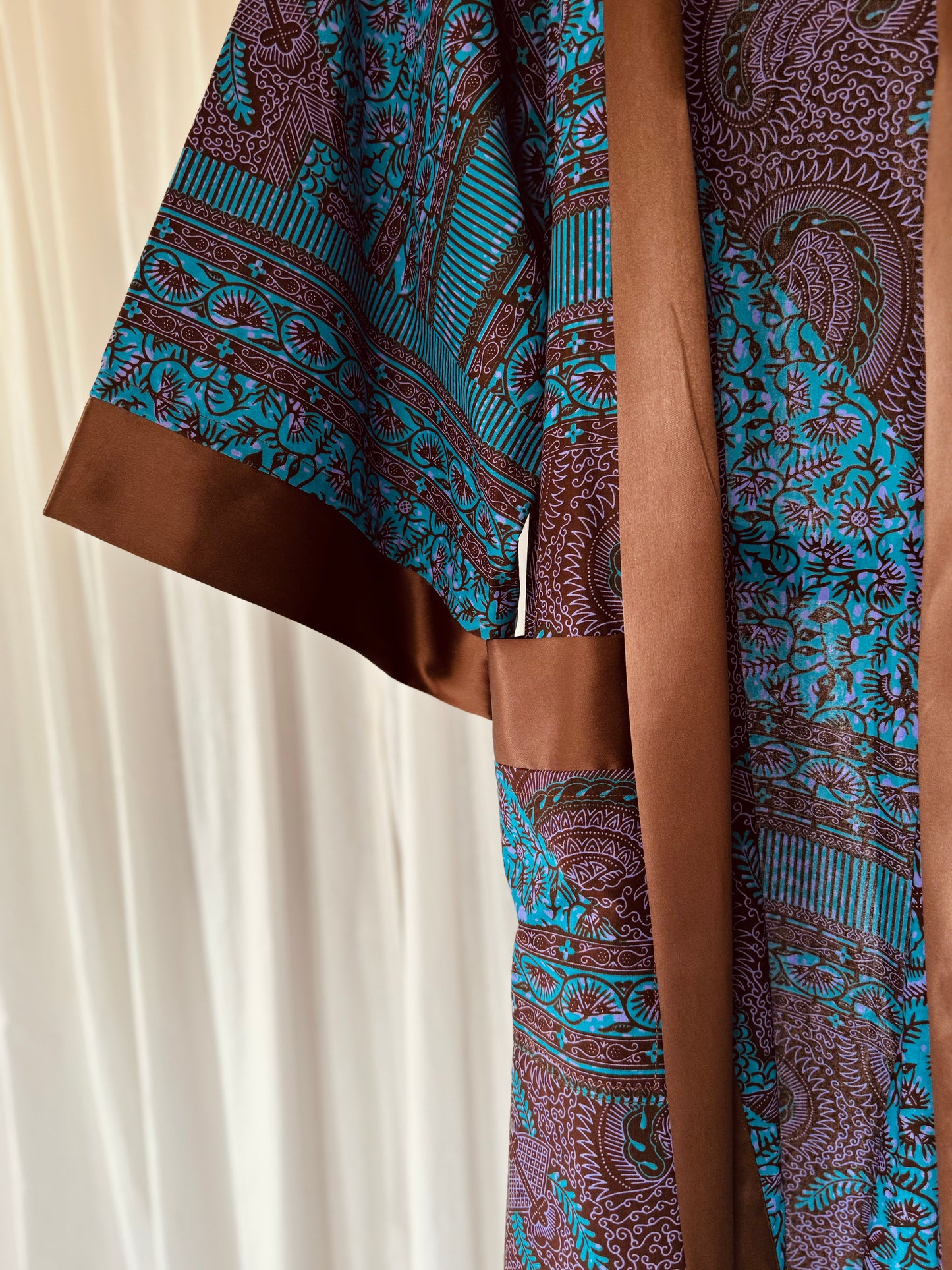 Afrikimo "Morning Glory II" - Brown Satin