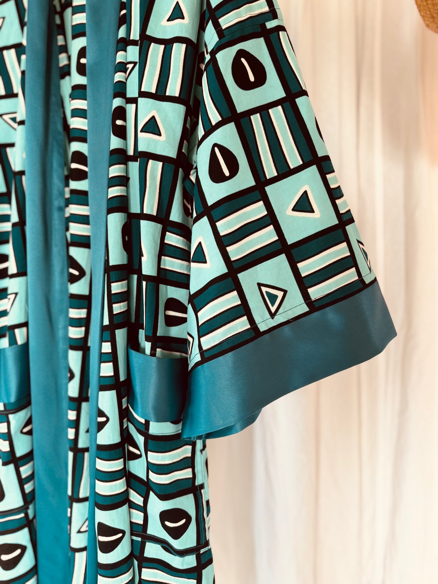 Afrikimo "Beaming Bean" - Teal Satin