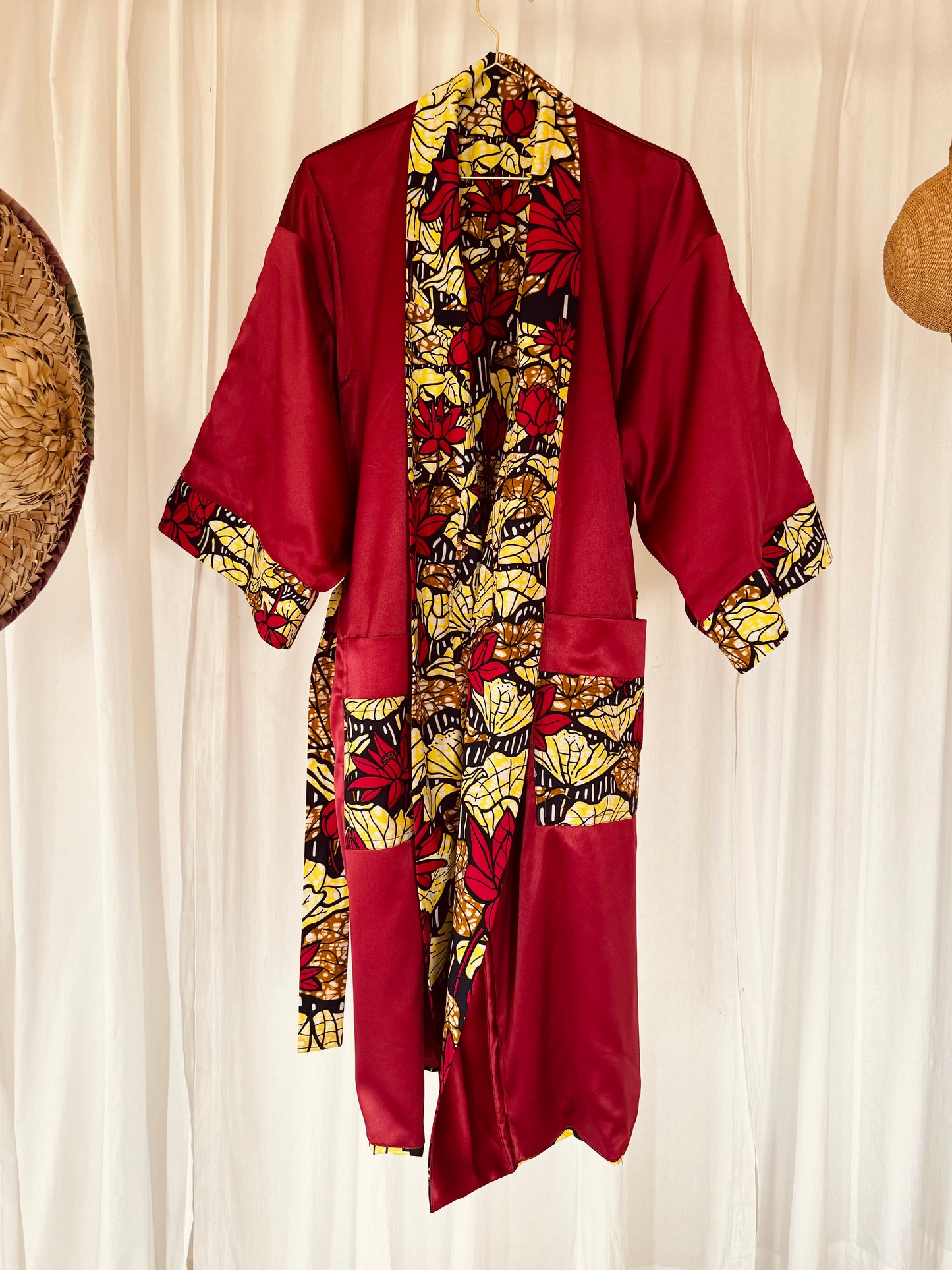 Wendbarer Afrikimo "Lake of Lotus II" - Dunkelroter Satin