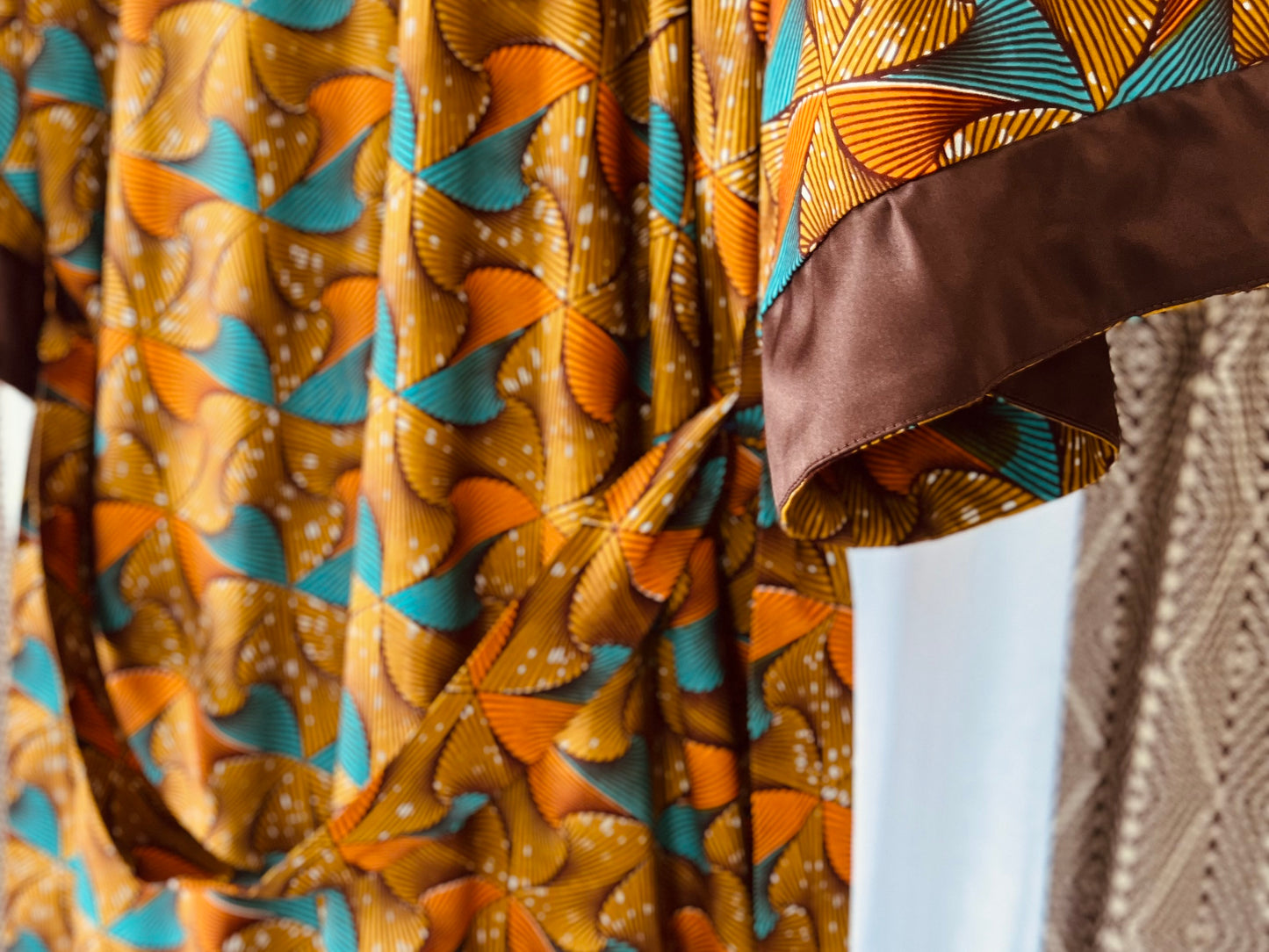 Reversible Afrikimo “Beating Drum III” - Dark Brown Satin