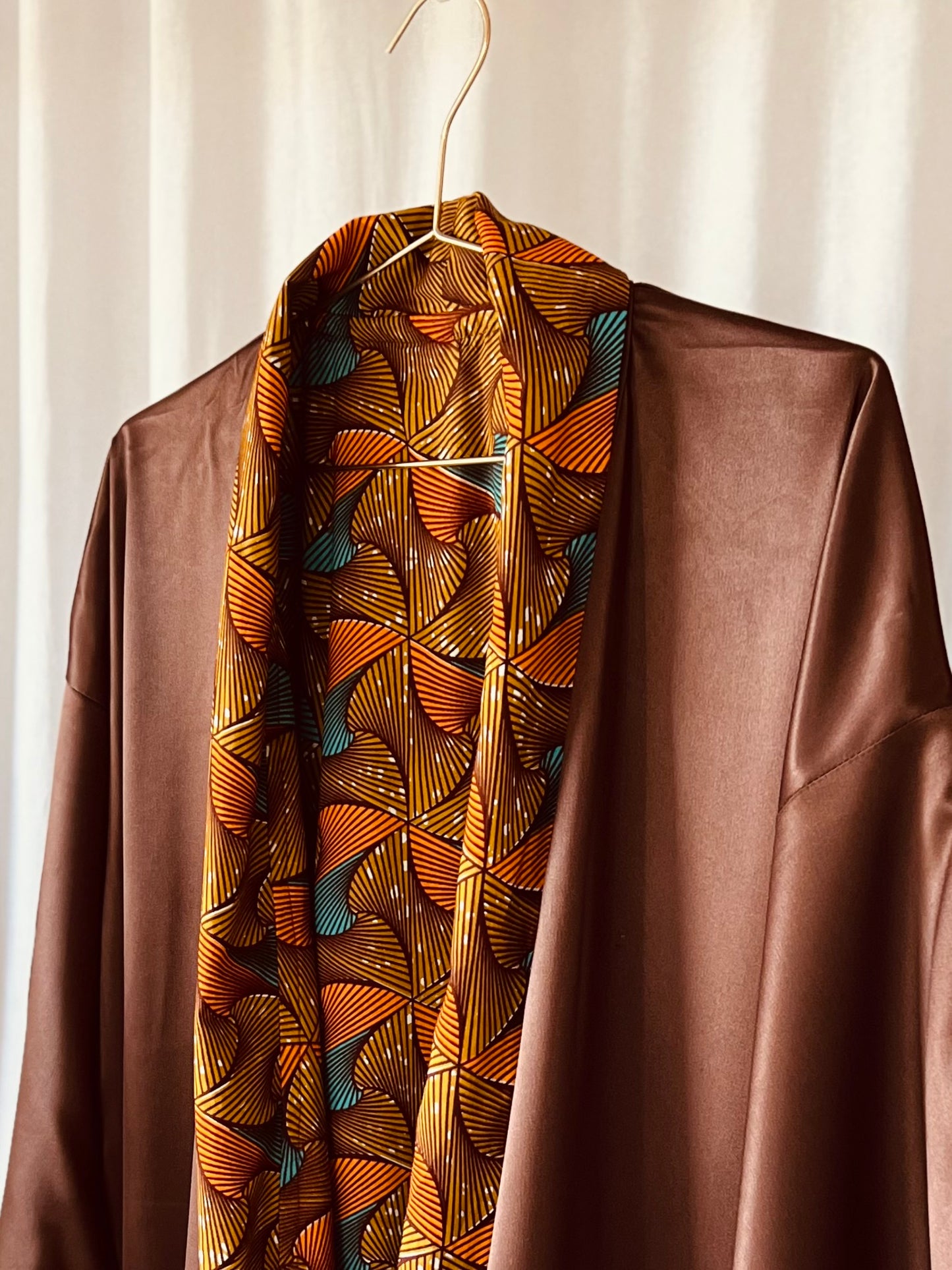 Reversible Afrikimo “Beating Drum III” - Dark Brown Satin