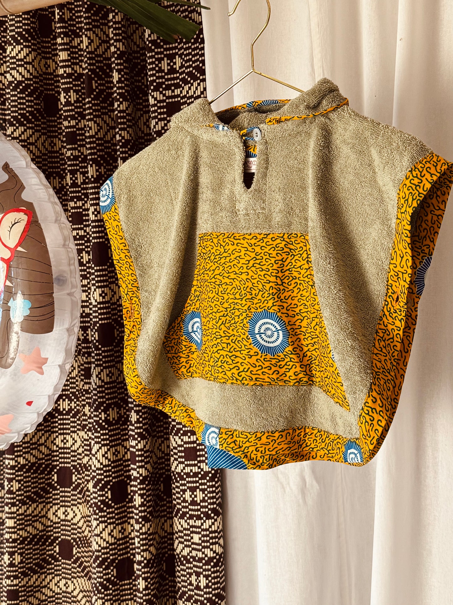 Kids - Poncho "Gramophone I "