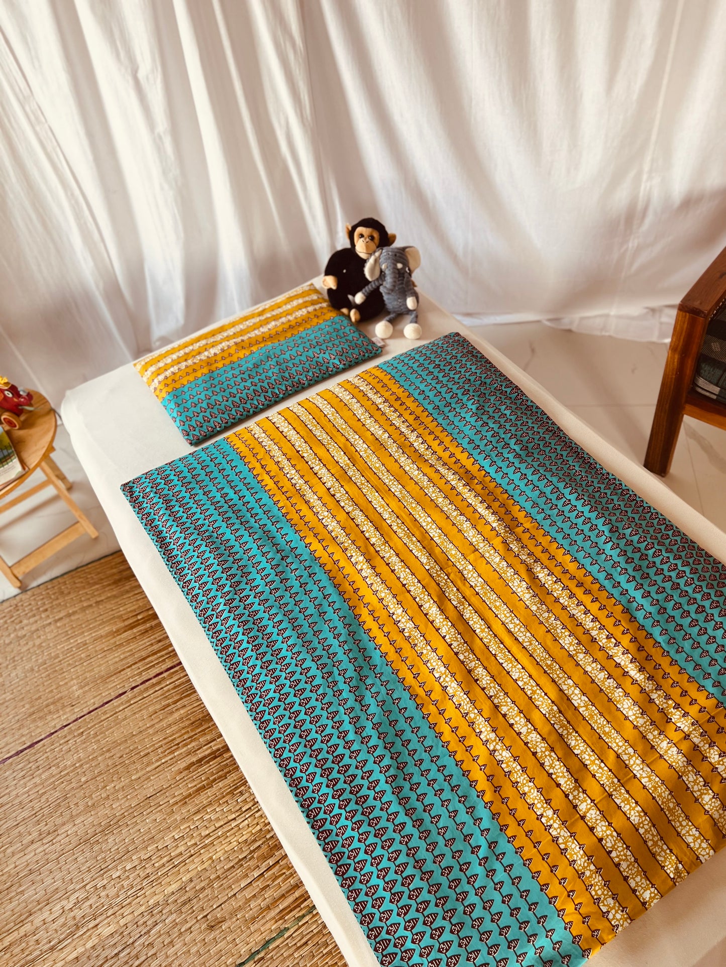 Kids Bedset "Cracking Nut" - Pillow and Blanket Cover