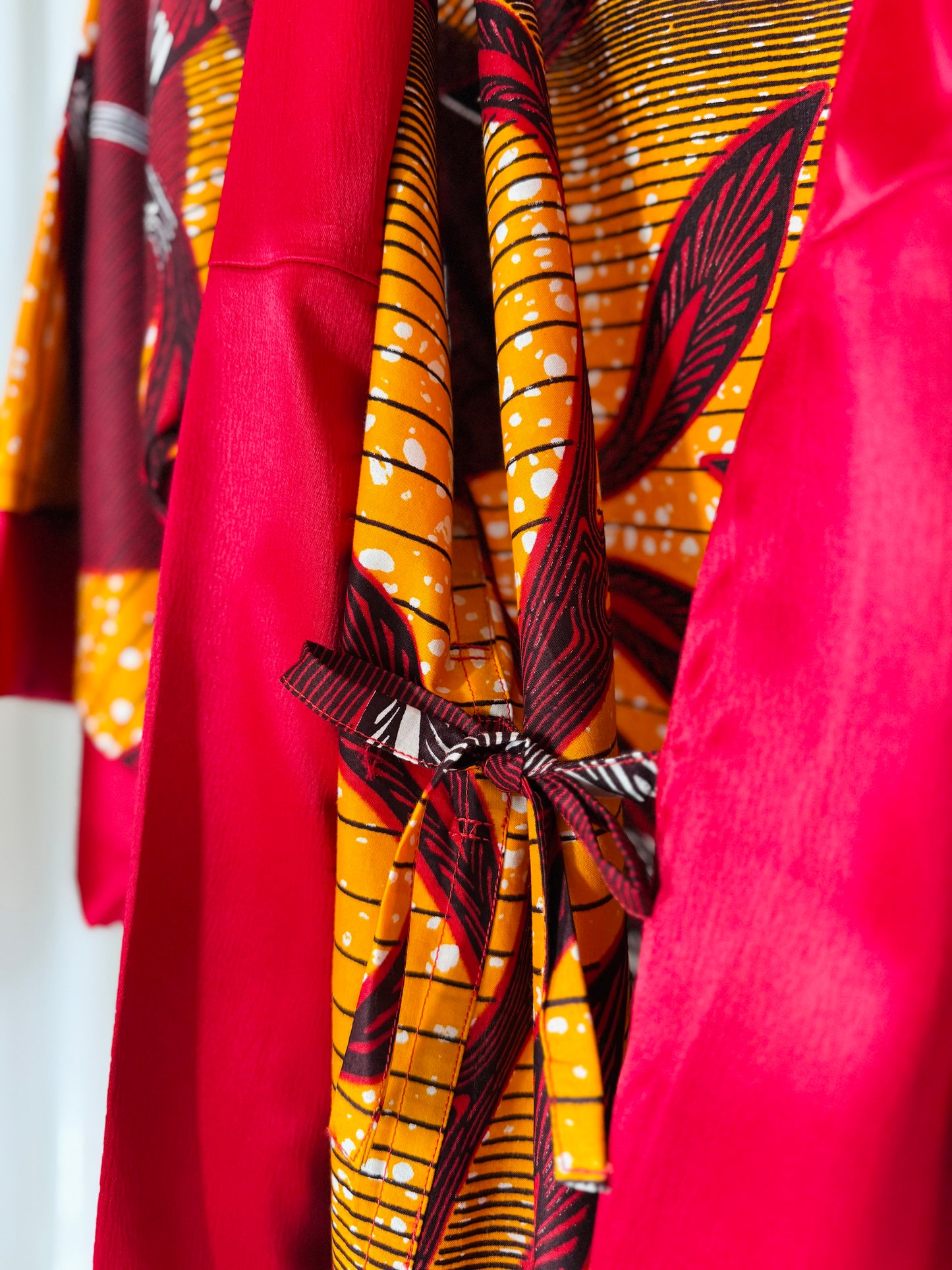 Sexy Afrikimo "Moon Flower III"- Red Satin