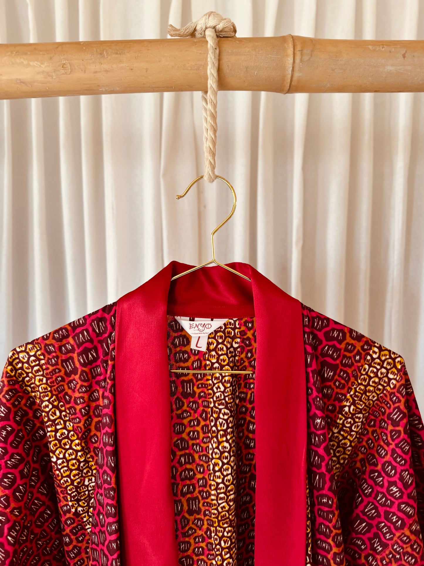 Sexy Afrikimo "Gravels of Joy III" - Berry Red Satin