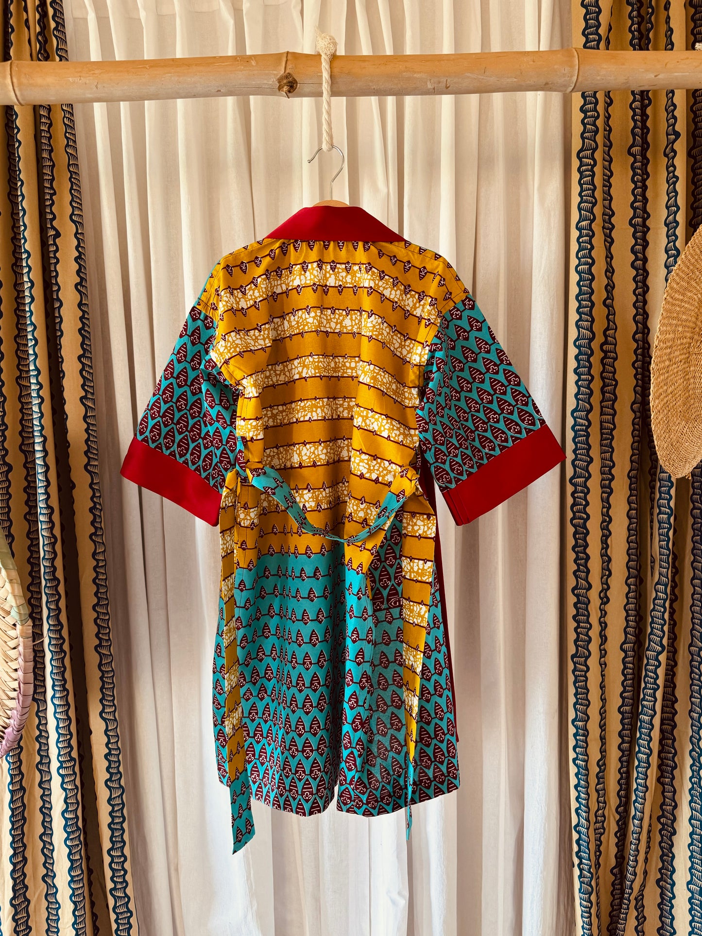 Kids - Afrikimo "Cracking Nut" - Red Satin