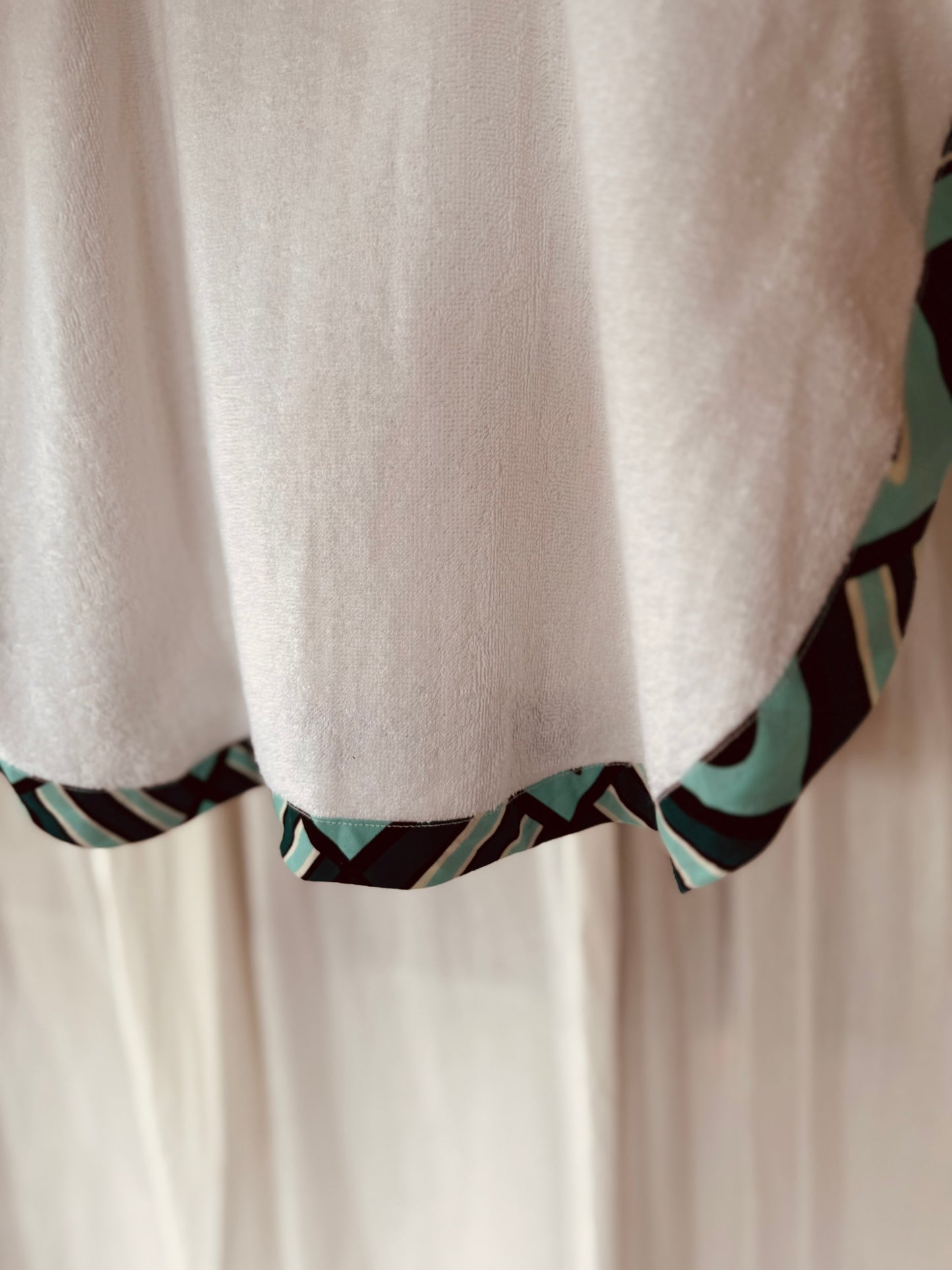 Kids - Poncho "Beaming Bean"