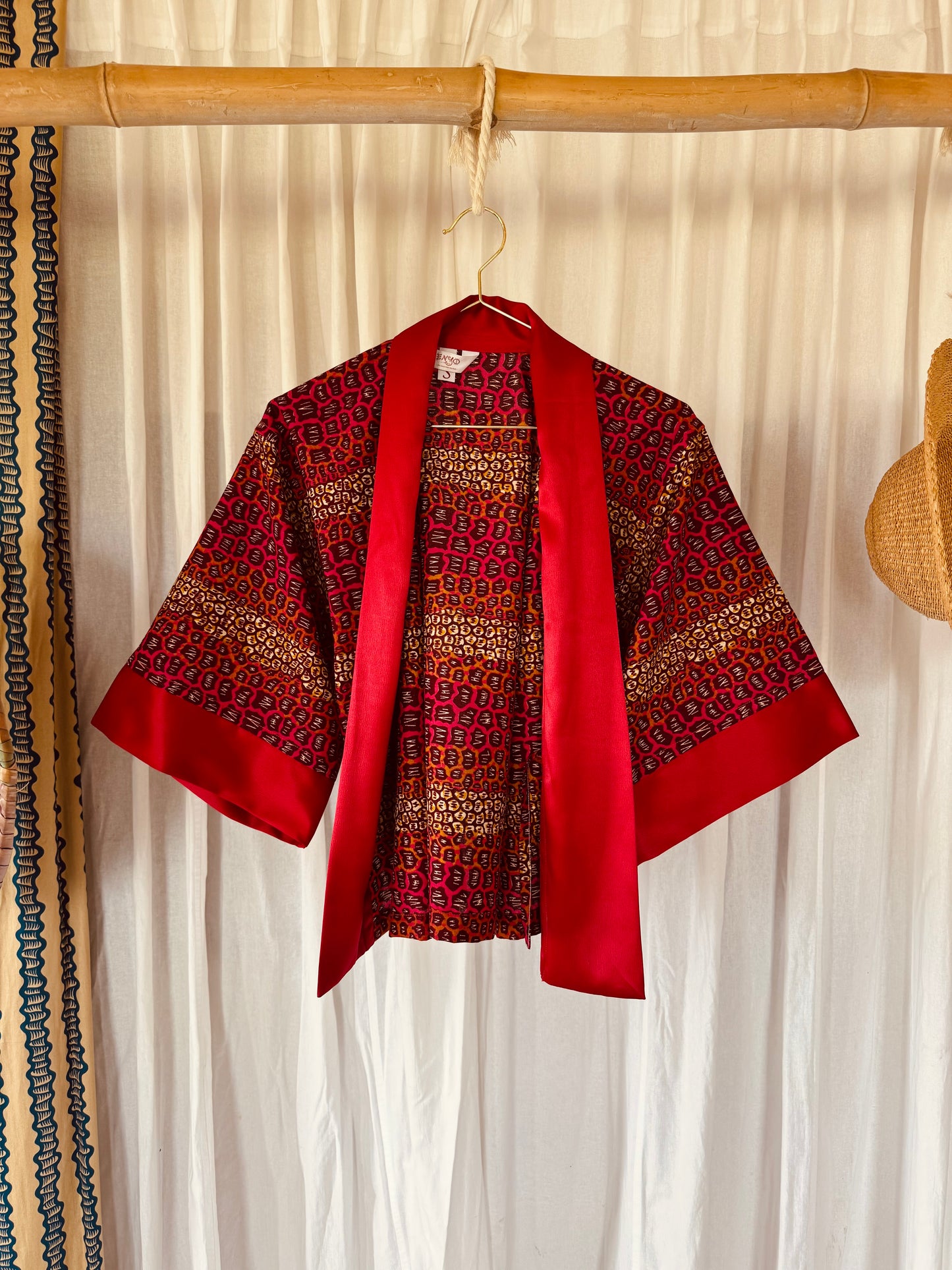 Afrikimo Jacket "Gravels of Joy II" - Red satin
