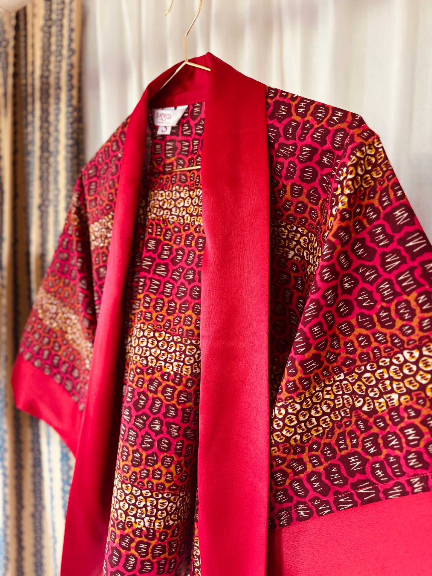 Afrikimo Jacket "Gravels of Joy II" - Red satin