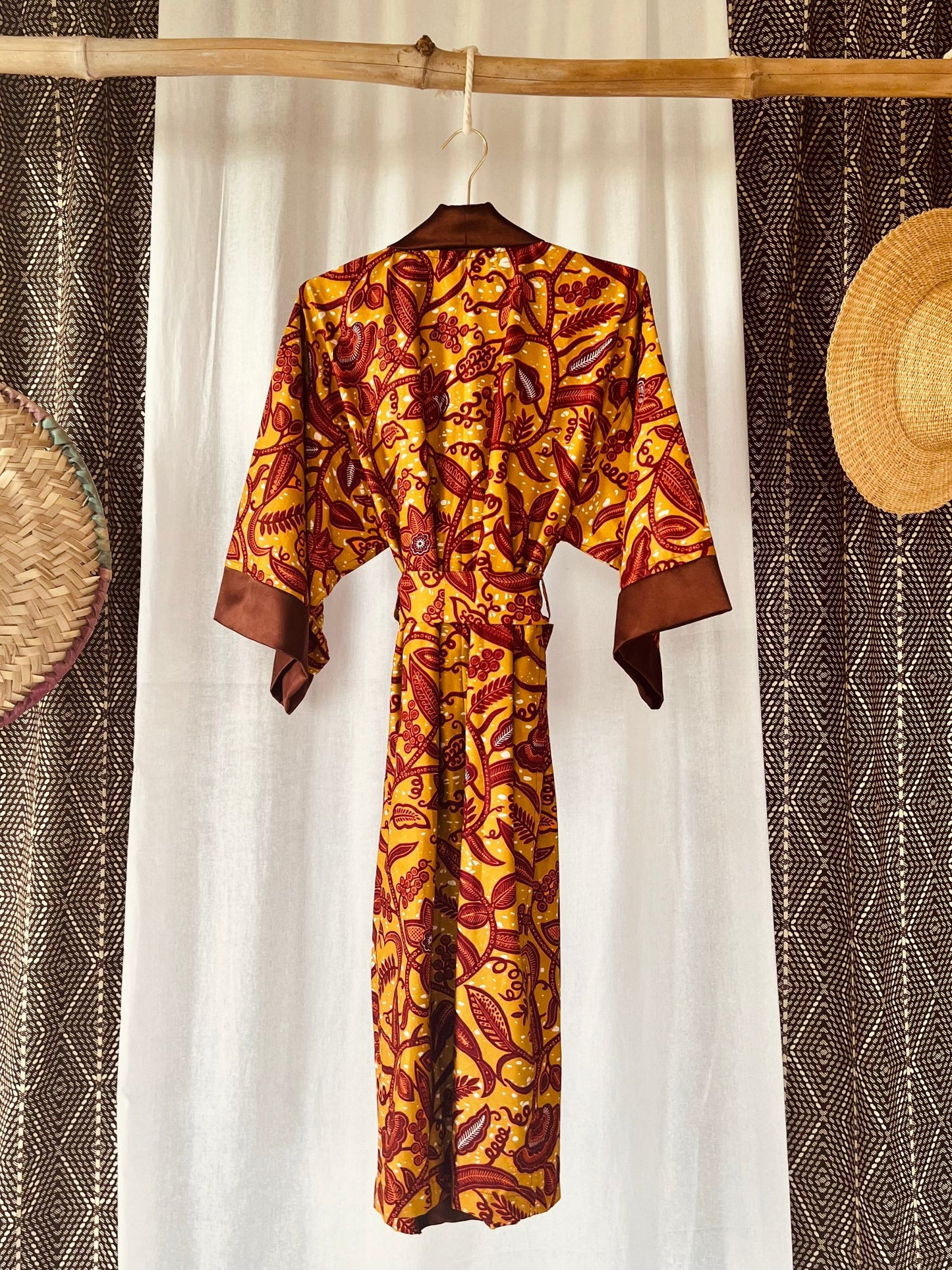 Kimono "Rise and Shine", Imprimé Africain & Satin, Marron/Orange/Vert