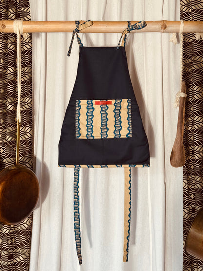 Kids - Reversible Apron “Sugar Cane I”