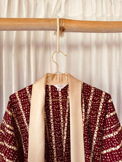 Afrikimo "Mondblume III" - Roter Satin