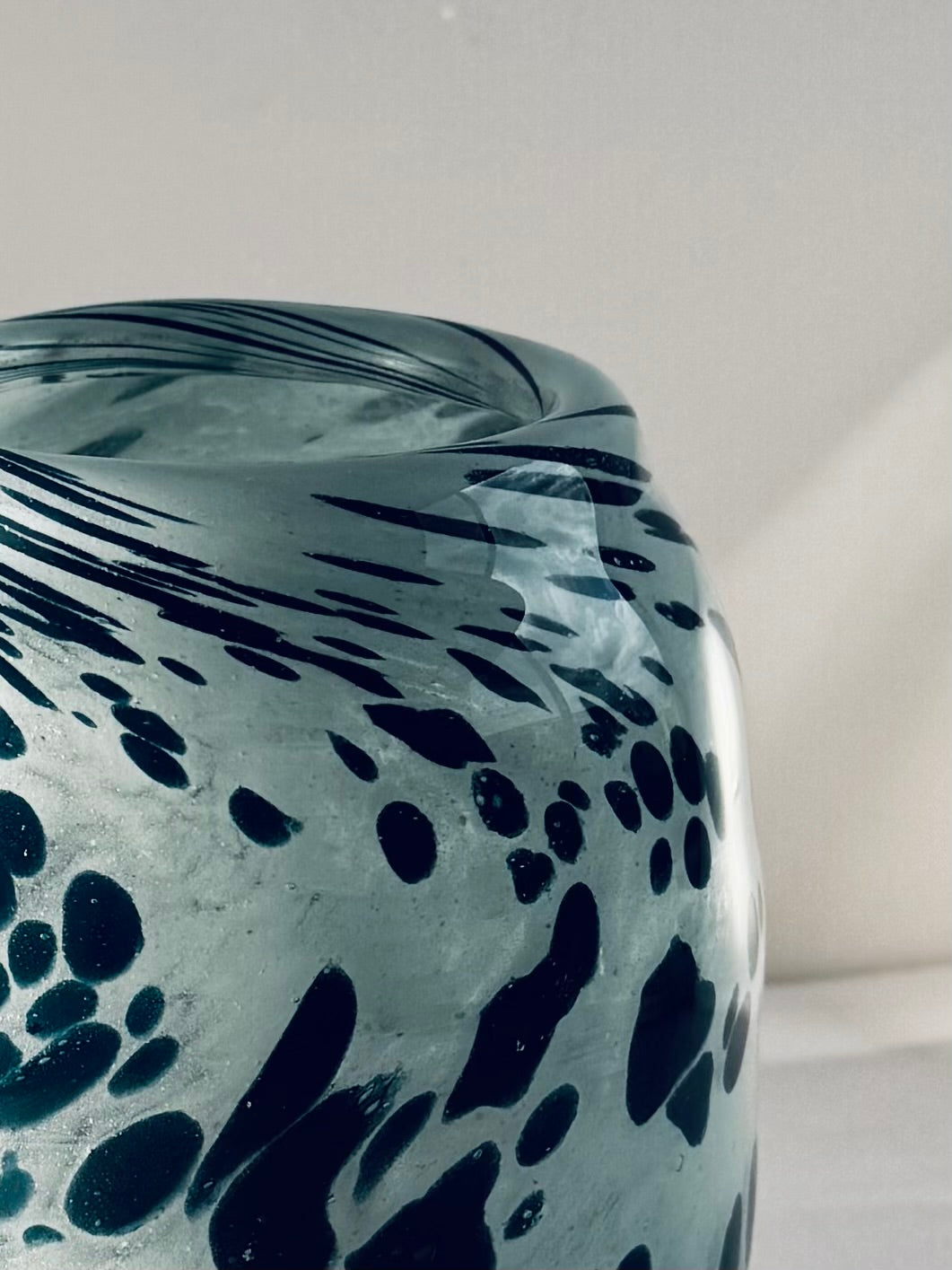 Glass Vase "Sea-Green Confetti"
