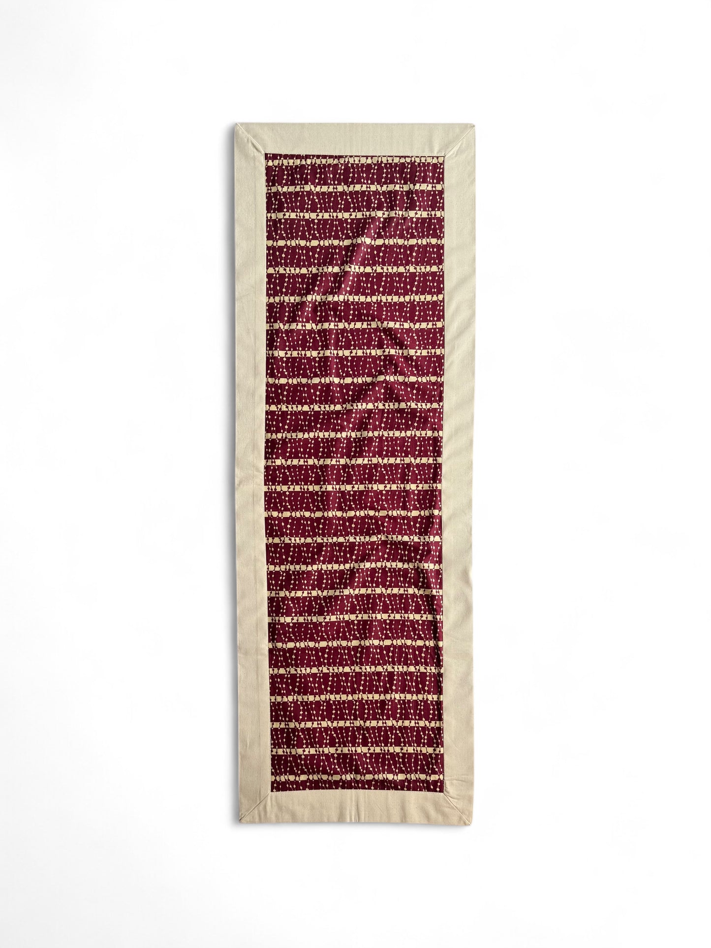 Tablerunner "Crimson Champagne"