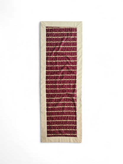 Tablerunner "Crimson Champagne"