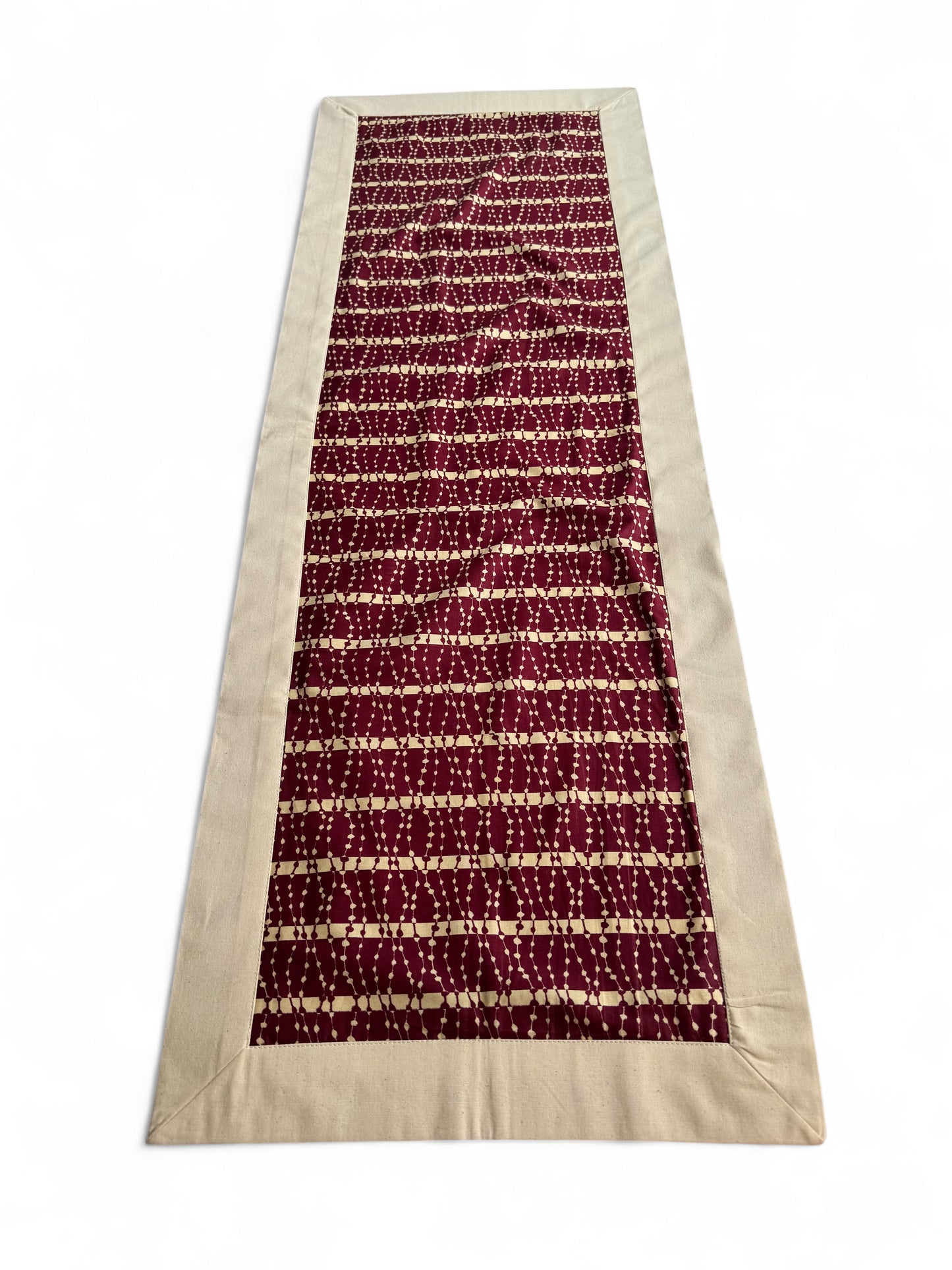 Tablerunner "Crimson Champagne"