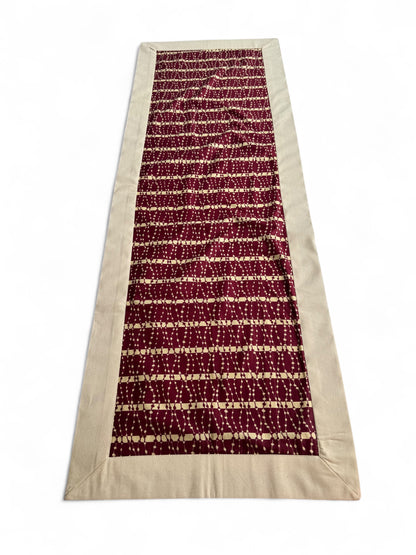 Tablerunner "Crimson Champagne"