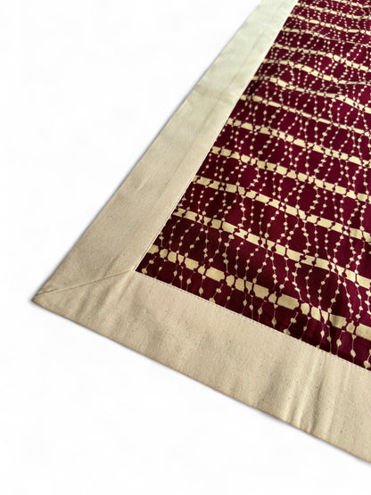 Tablerunner "Crimson Champagne"
