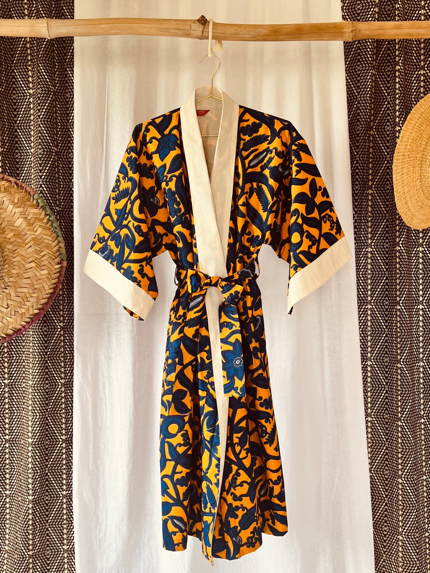 Kimono "Rise and Shine I" with natural cotton