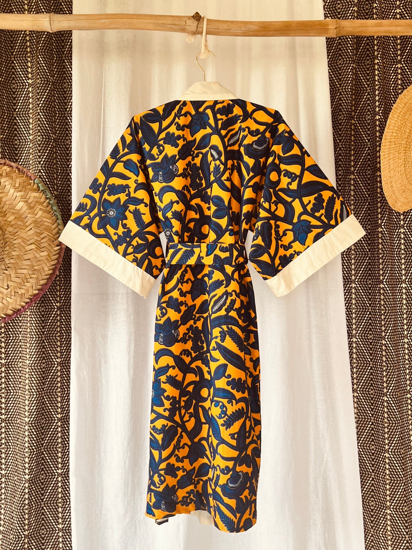 Kimono "Rise and Shine I" with natural cotton